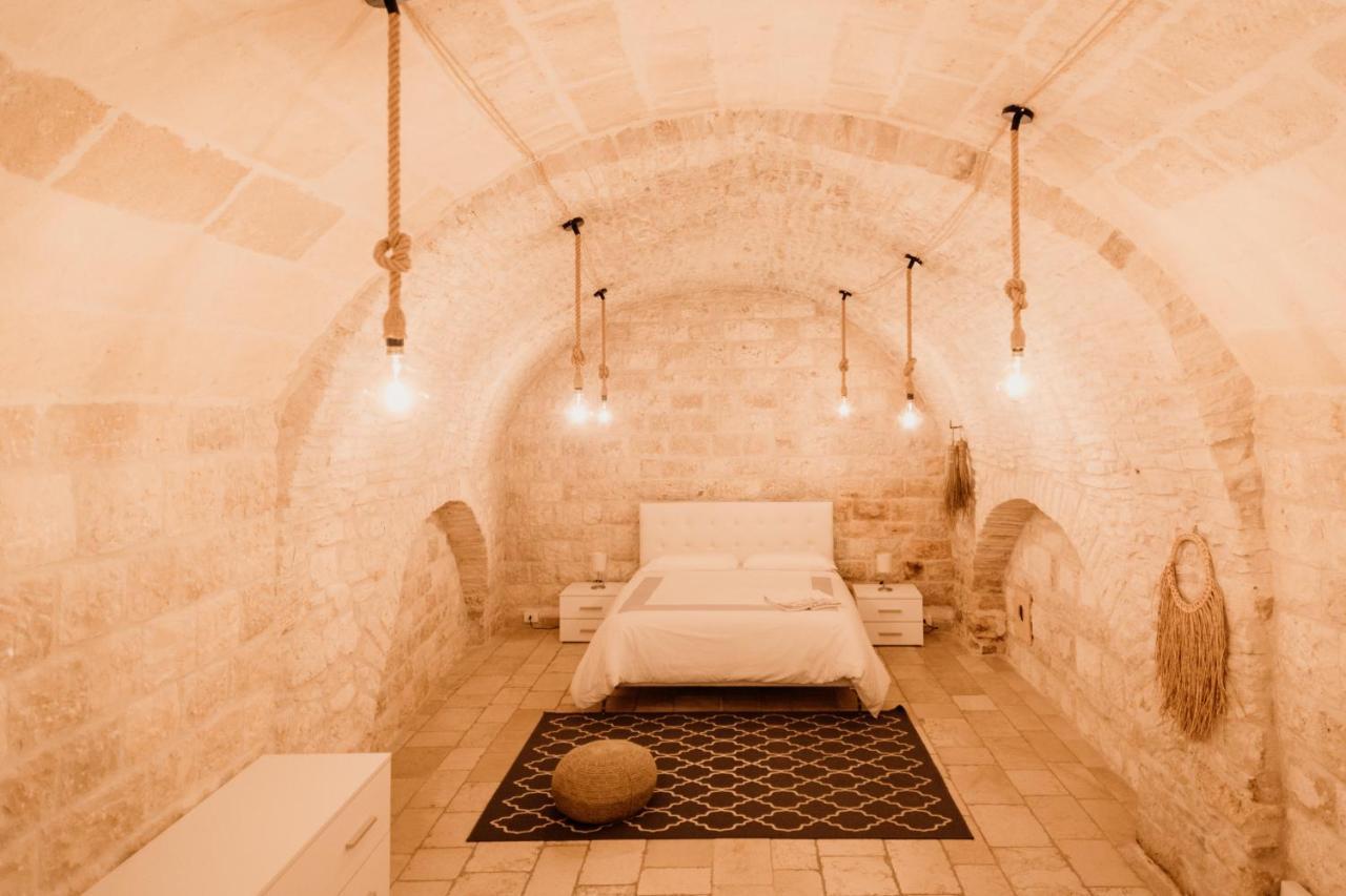 A Stare - Stone Apartment In The Historic Center - Molfetta Exterior photo